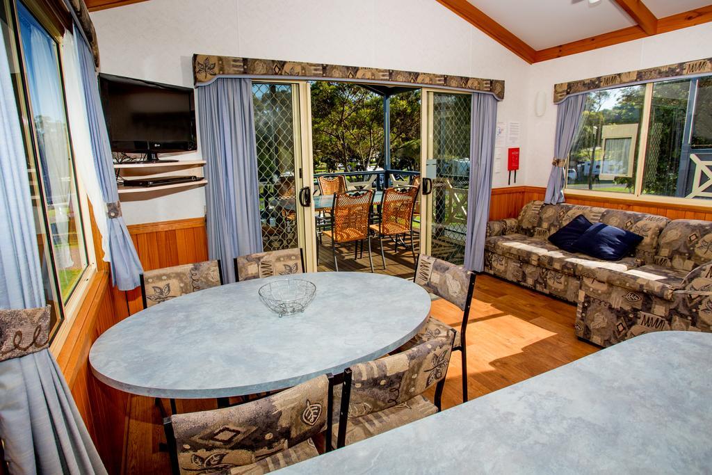 Big4 Wallaga Lake Holiday Park Бермагуи Екстериор снимка